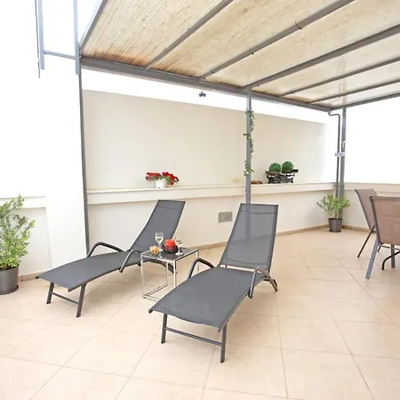 Apartment Near The Athens Airport,
